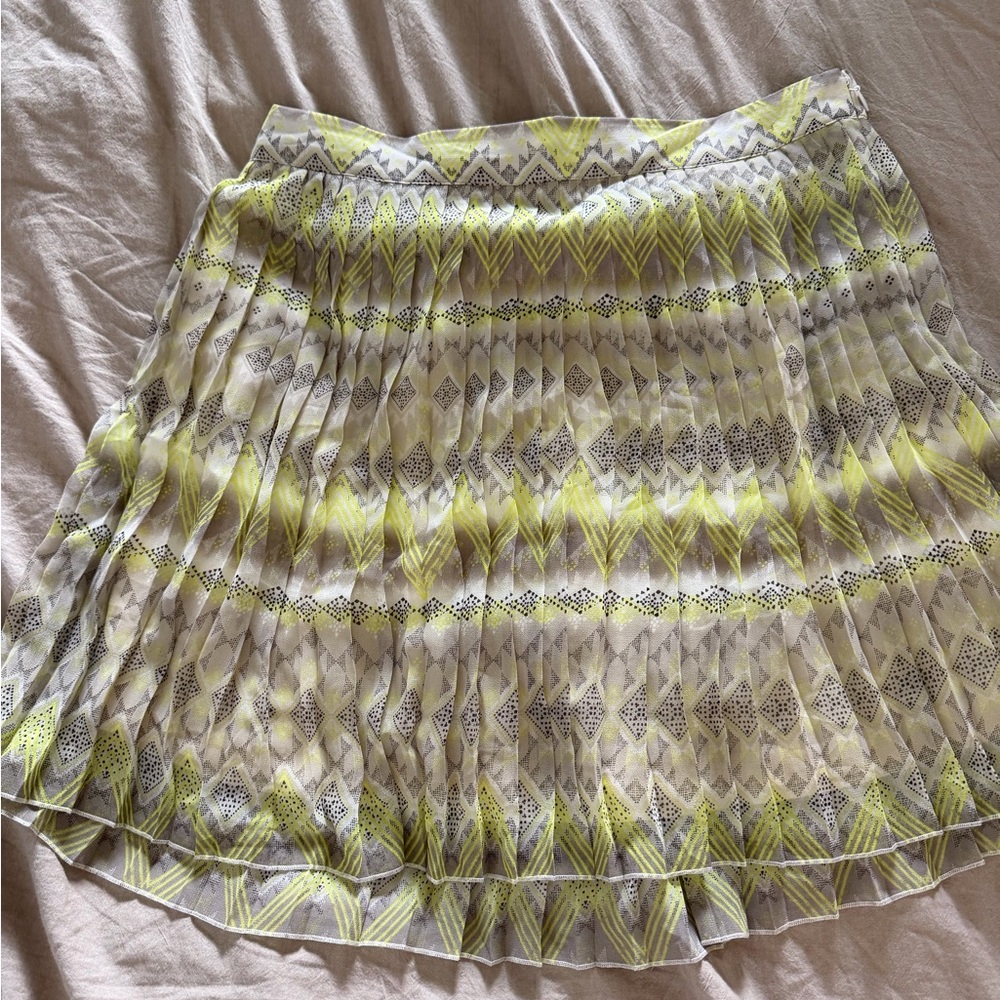 AE pleated mini skirt